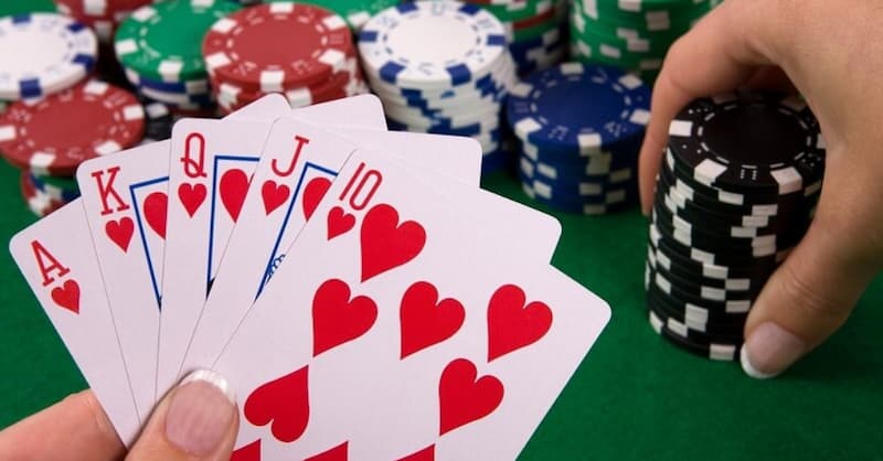 Biết điểm dừng khi đánh game bài xì phé 